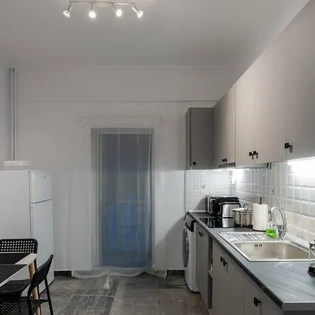 Central Elegant Flat Patras Exterior foto